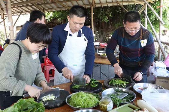 團(tuán)建回顧|華陽湖大挑戰(zhàn)！尋找和生“三好青年”？
